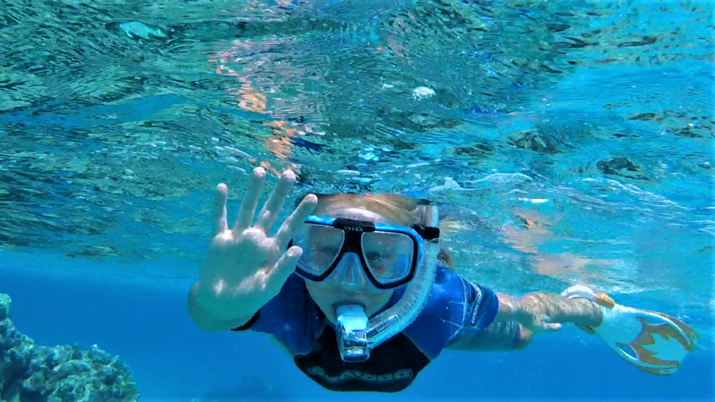 Julia gained a lot of confidence snorkeling with sharks and spending time in the water during our time in the Tuamotus.