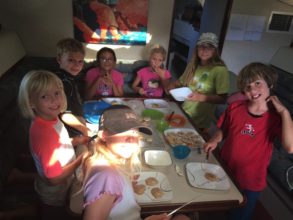 Baking cookies with friends in Vavauu