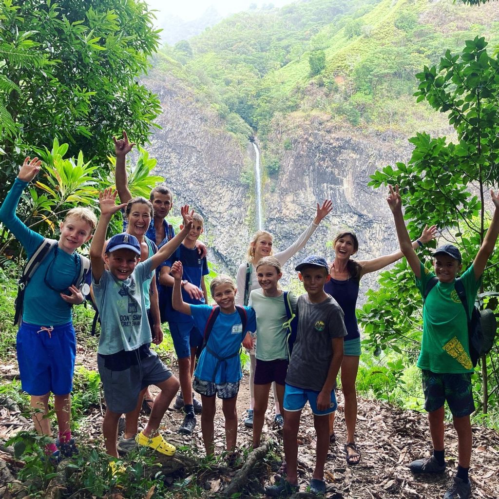 Hiking with friends - lush Tahiti
